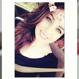 Meet your Posher, Bobbie elaina